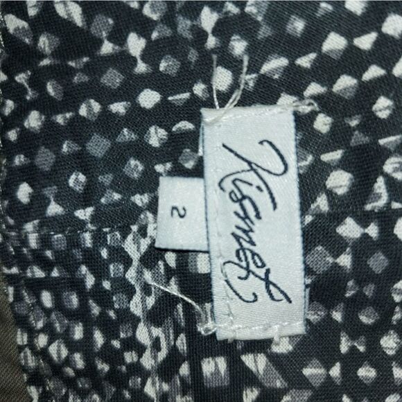 KISMET
SHORTS  - Picture 3 of 5